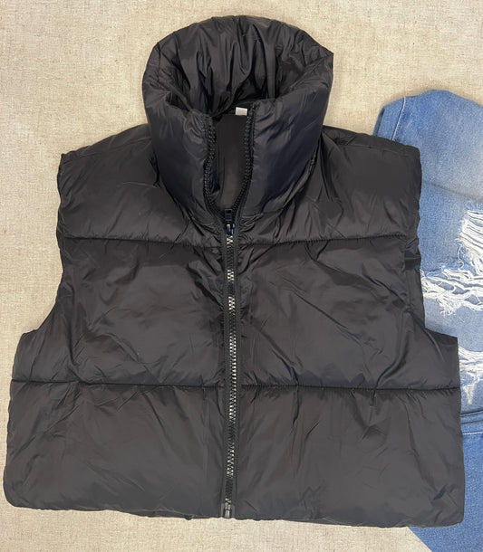 COLLARED CROP PUFFER VEST