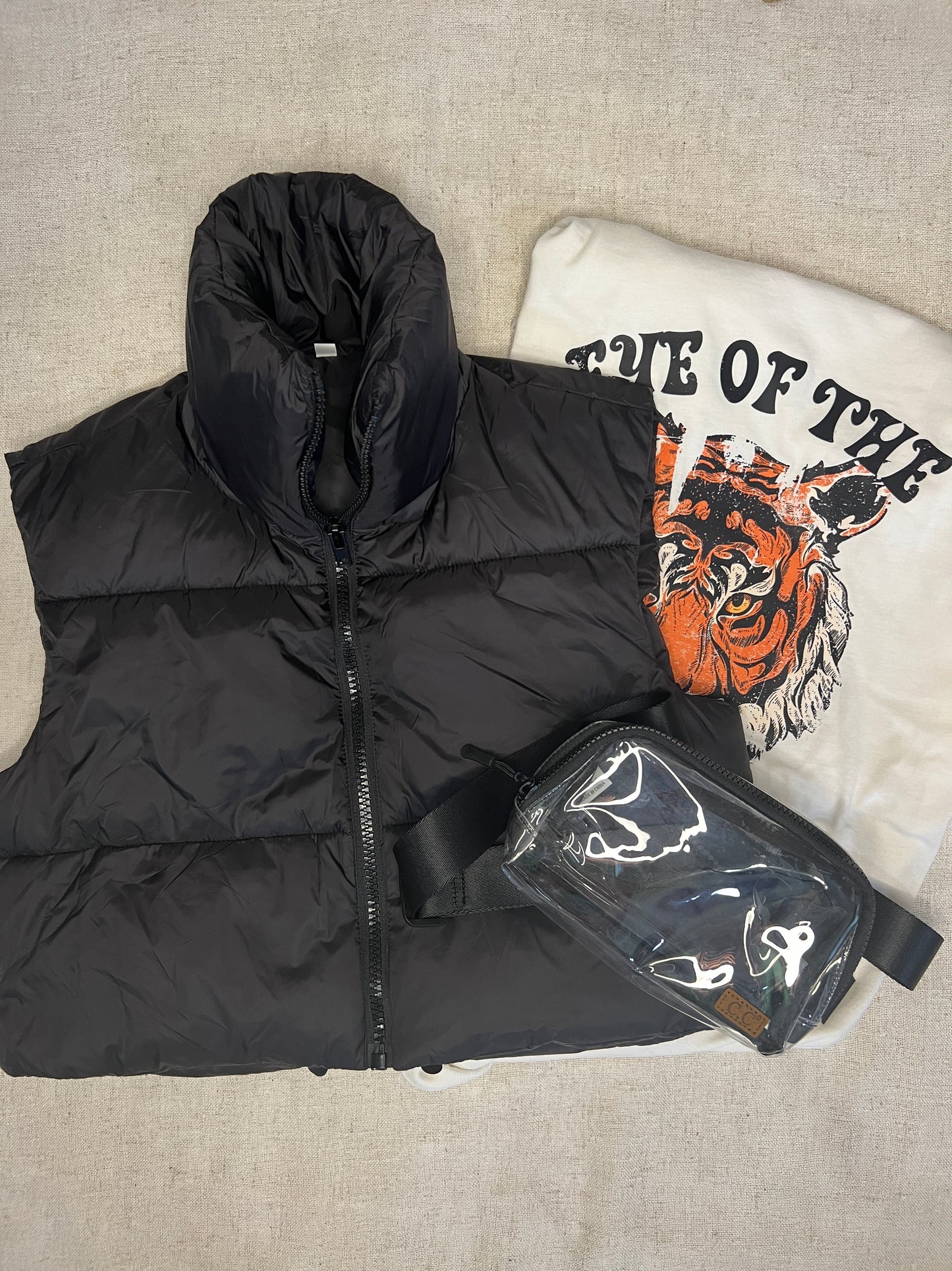COLLARED CROP PUFFER VEST